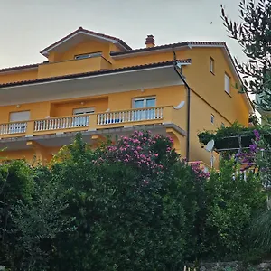 Neda 3* Rab Town