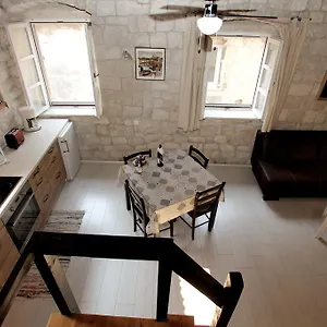 Apartment Tragurium
