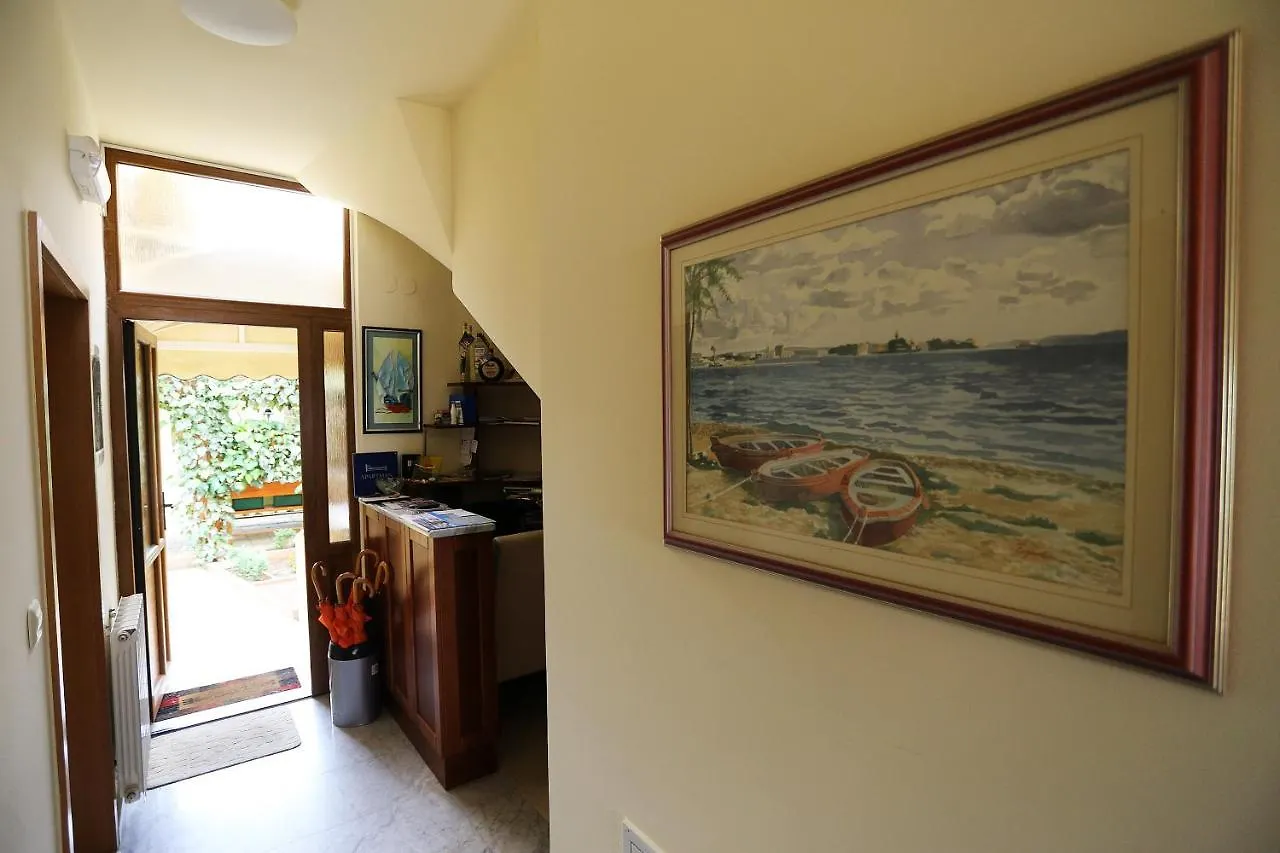 Villa Ivana B&B ザダル ベッド・アンド・ブレックファスト