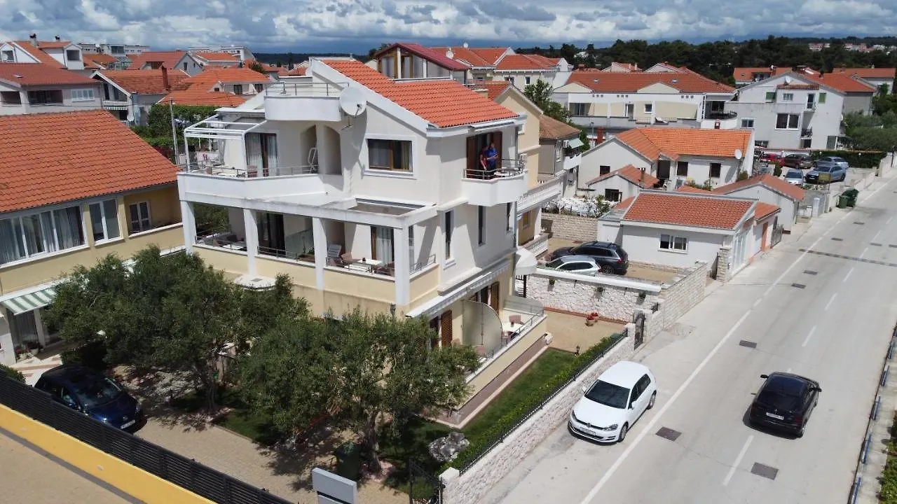 Villa Ivana B&B Zára 3*,
